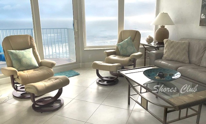 Daytona Beach Shores Condo | Canceld: Bike Wk Avail/1102 Shores Clb! 10+Remodel/NO-DRIVE Bch/Picklbll/BsktBl