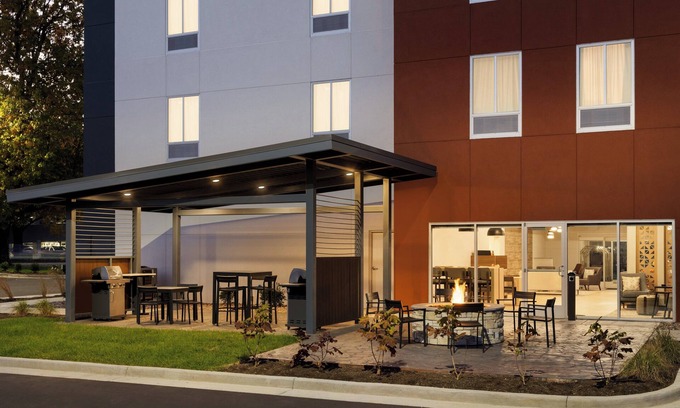 Oakwood Hotel | Candlewood Suites Oakwood by IHG