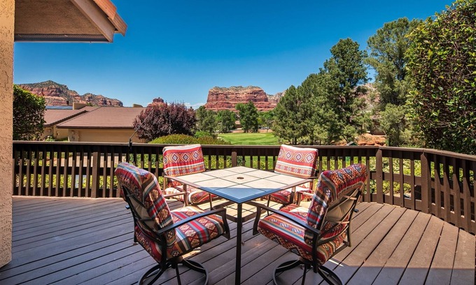 Oak Creek House | Canyon Mesa Townhome with Spectacular Red Rock Views! - Heaven on the 7th - S084