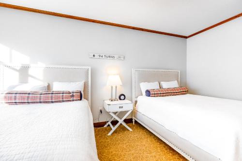 Park City House | Canyons Village Centric Studio 423 C - Two Queen