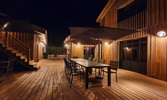 Cap-Ferret Villa | Cap Ferret (Jetée Bélisaire), 6 bedrooms+dormitory (sleeps 12/16) air-conditioned
