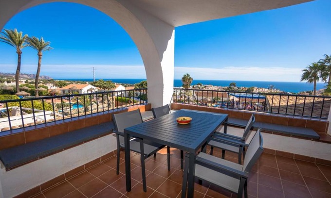 Nerja Apartment | CAPISTRANO VILLAGE 15 Menyber