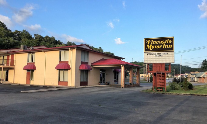 Tazewell Hotel | Capital O Fincastle Motor Inn Tazewell