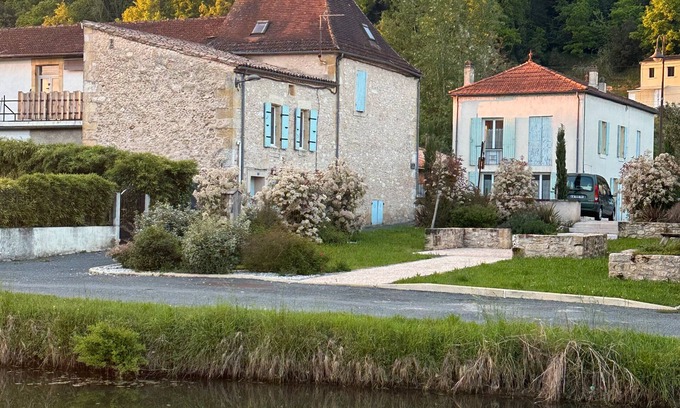 Saint-Capraise-de-Lalinde House | Capraisian Stay - Dordogne