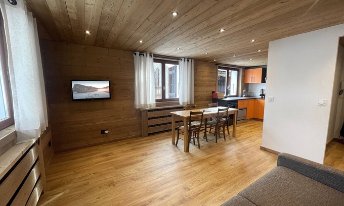 La Clusaz Apartment | Caprice 4 - Apartment for 4 people in the village