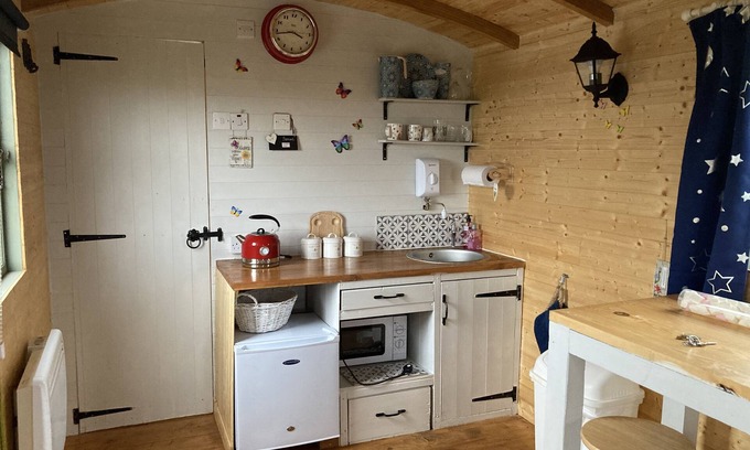 Carlton-in-Cleveland Cabin | Captivating 1-Bed Cabin in Middlesbrough