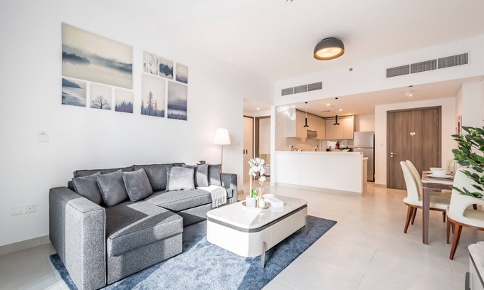 Bur Dubai Apartment | Captivating 1BR Apartment in Al Kifaf 1 Residences East, Bur Dubai by Deluxe Holiday Homes
