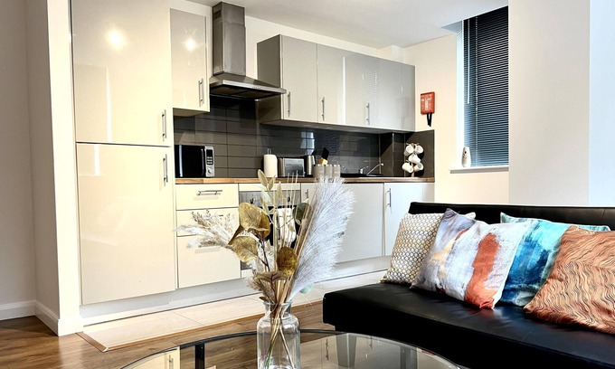 Bedford Apartment | Captivating 2-Bed Apartment in Bedford