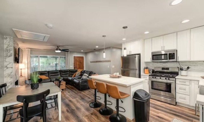 Citrus Heights House | Captivating 3 Bedroom Home W/Hot Tub!