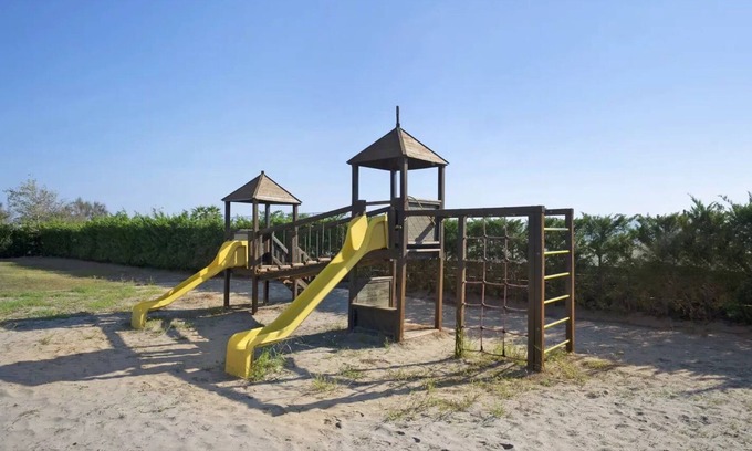 Chioggia RV Rental | Caravan "Camping Grande Italia Prestige 5" with Sea View