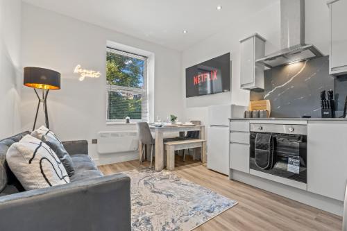 Roath Apartment | Cardiff Luxe Flats With Spa Facilities