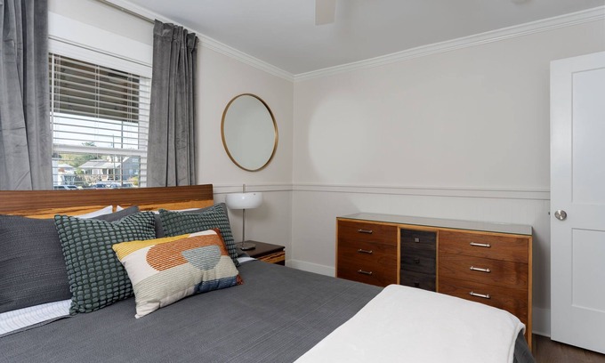 Wilmington Cottage | Cargo District Cottage - Brand New - Wilmington