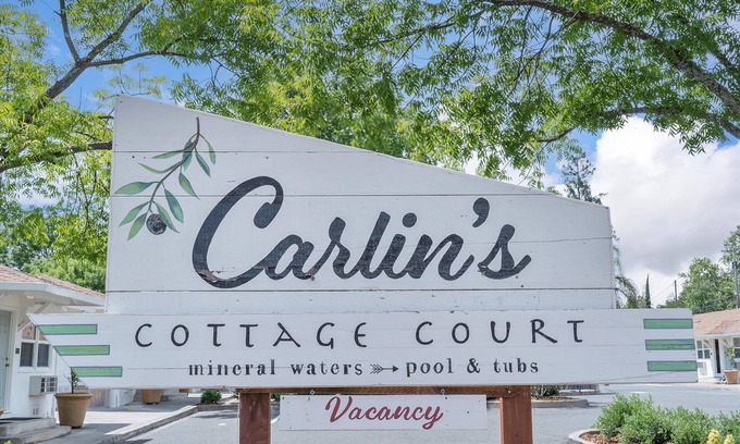 Calistoga Cabin | Carlin Cottages