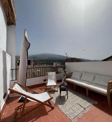 Restabal House | Carmen La Golondrina