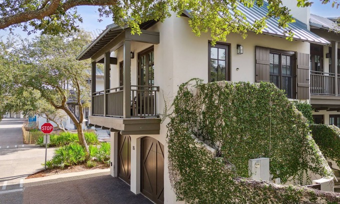 Rosemary Beach House | Carriage House | 30 Sec Walk to Beach | Pool Access | Across Eastern Green