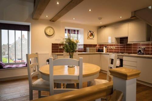 Cross House | Cart House - Stunning Cottage - Axbridge