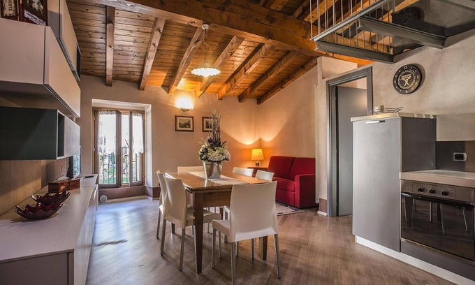 Adrara San Martino Apartment | casa alessandra Apartment between mountains and lakes