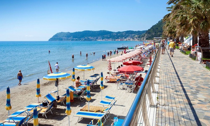 Alassio Apartment | Casa Angerin 4 - 100m from sea, Alassio, Italy