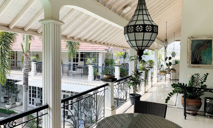 Laksmana Hotel | Casa Artista By Villa Kresna
