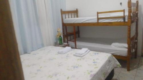 Corumba House | Casa B Central Simples e confortável