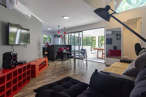 Costa do Sol House | Casa Capri: 3 Suítes e Lazer ao Lado da Praia