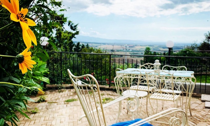 Casale Marittimo Bed & Breakfast | Casa Cerboneschi