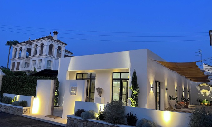 Chipiona Ski Chalet | Casa Chica 1. Beautiful apartment near the sea in the middle of the countryside with swimming pool.
