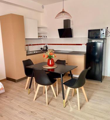 San Donato-San Vitale Apartment | Casa Colore