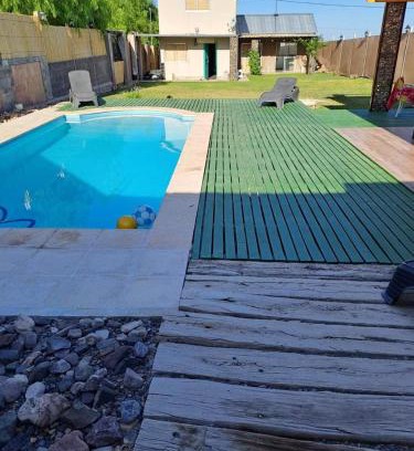 El Challao House | Casa con pileta y vista a la montaña