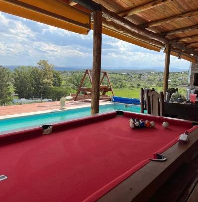Tanti House | casa con vista 360 a las montañas y pileta