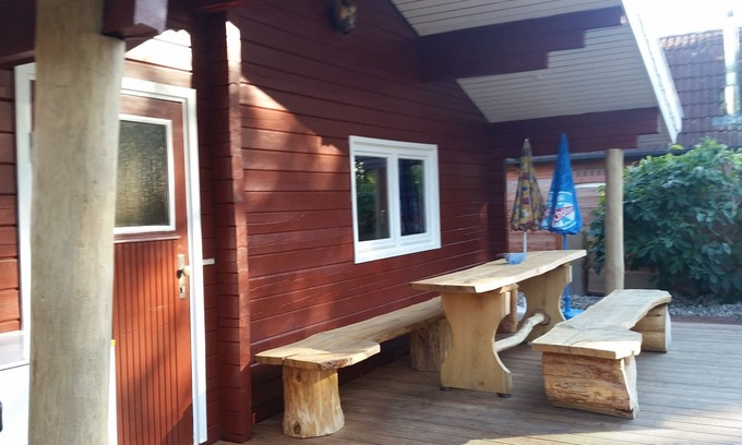 Heede Cabin | Casa de Férias com Sauna, Churrasqueira Kota e Banheira de Hidromassagem na Praia Heeder See!