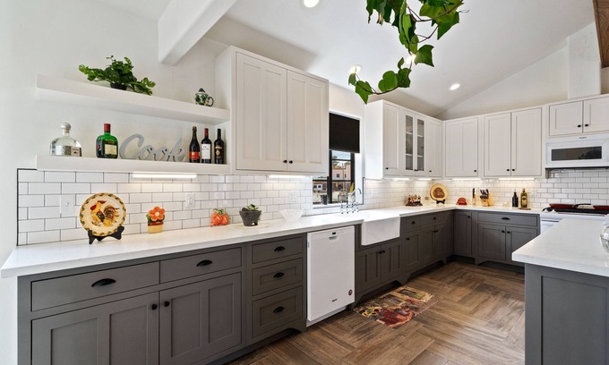 El Paso House | Casa De Las Tortugas-A Historic Bungalow Retreat