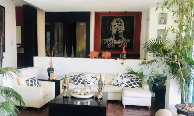 Riberas del Pilar House | Casa De Los Artistas