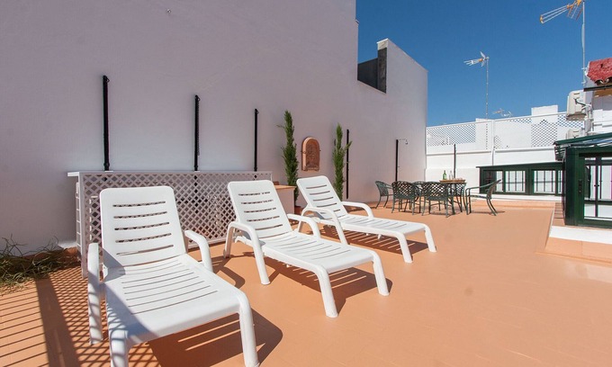 San Bartolome House | Casa de Tintes Duplex Terrace 12 pax
