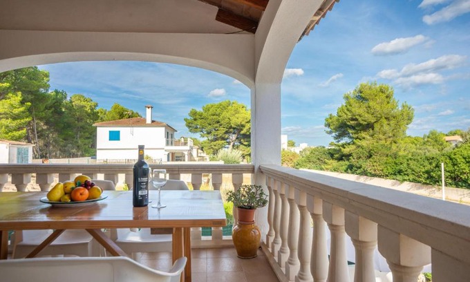 Son Serra de Marina Ski Chalet | Casa De Vacances