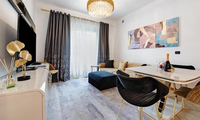 Sarnico Apartment | Casa Dea Luxury