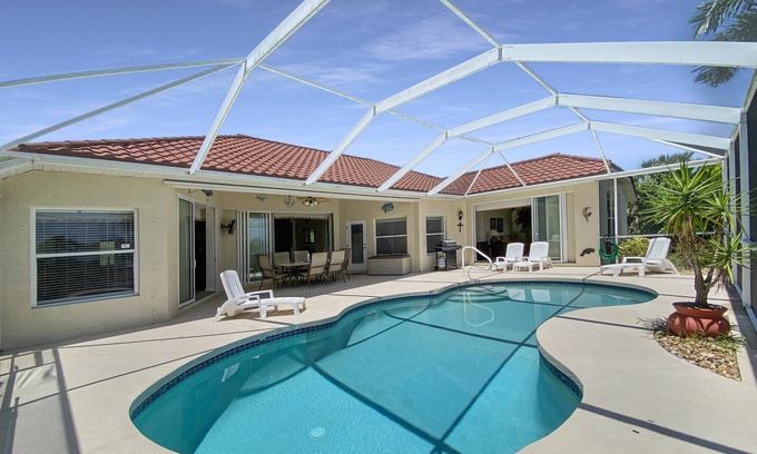 South Gulf Cove Villa | Casa Del Sol, full refund*, heated pool, sleeps 6
