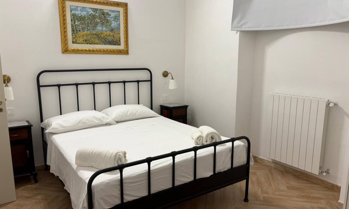 Rione Sanita Apartment | Casa delle camelie - Two Bedroom Apartment, Sleeps 6