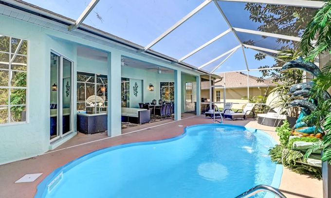 Crown Pointe House | CASA DELMARE.Naples pool-villa retreat