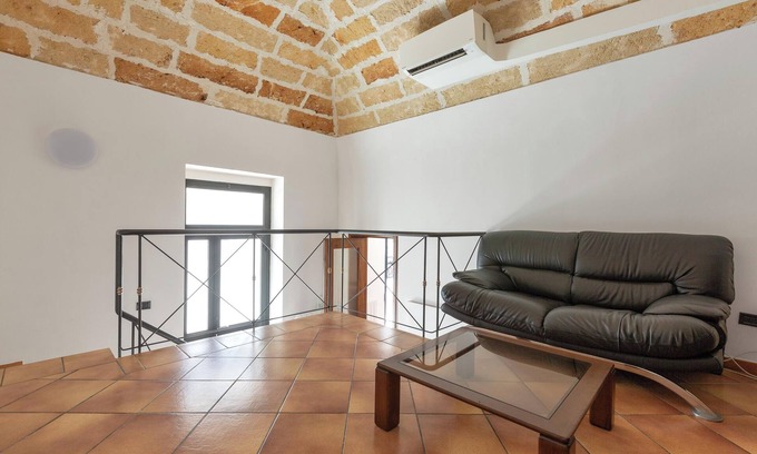 Lecce House | Casa di Casanello by BarbarHouse