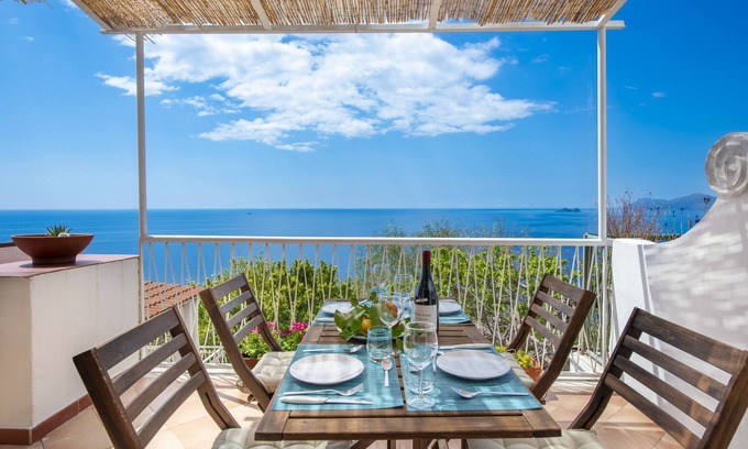 Praiano Ski Chalet | Casa di Nonno Mario - Capri Sunset Views