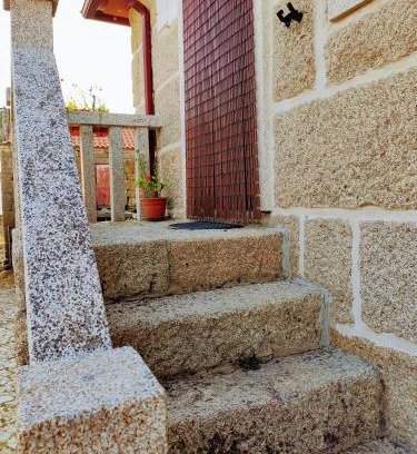 Montalegre House | Casa do Meia Noite