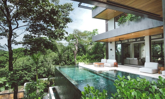 Nosara House | Casa Dominick - Luxury a short walk from the sea