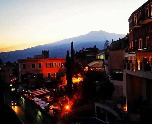 Coste Apartment | Casa Donna Rosaria tra Etna e Taormina