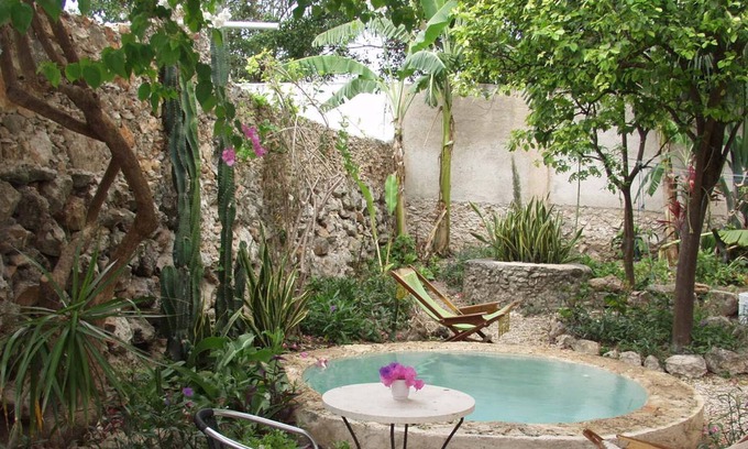 Barrio de Santiago House | Casa Flora, Peaceful Oasis in el Centro