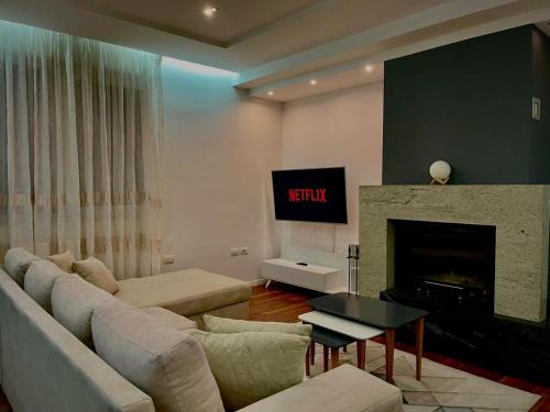 Tirana Apartment | Casa Flow