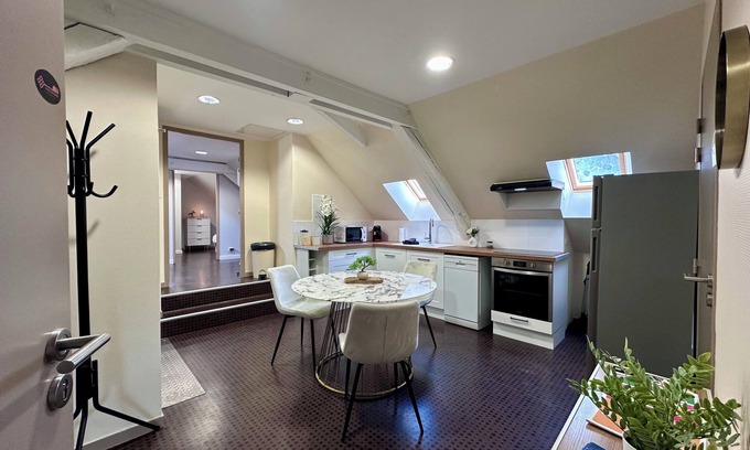 Brive-la-Gaillarde Apartment | Casa Foch - T3 pour 3 personnes - Parking - Proche Hyper Centre