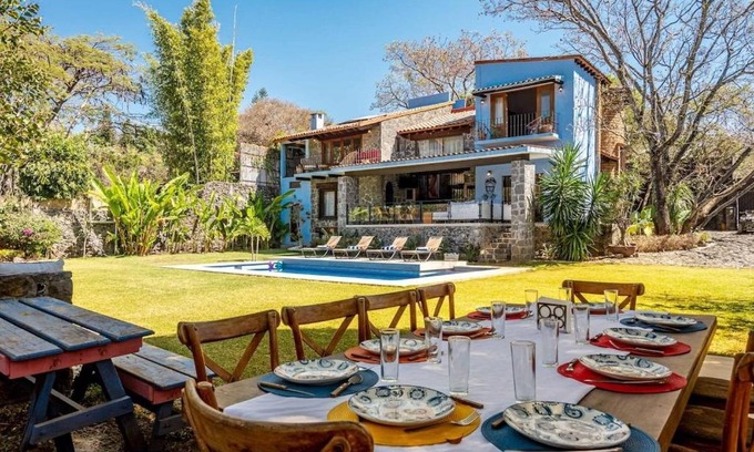 Tepoztlan Villa | Casa FRIDA en Pueblo Mágico de Tepoztlán Morelos