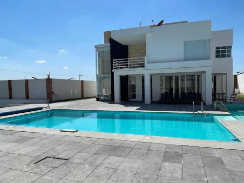 Yautepec House | Casa Girasol