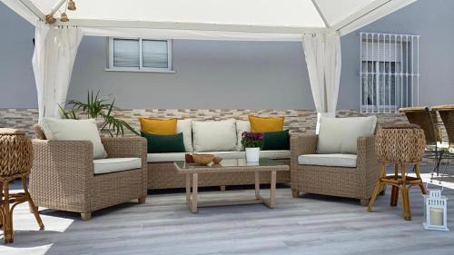 Rota House | Casa grande con piscina